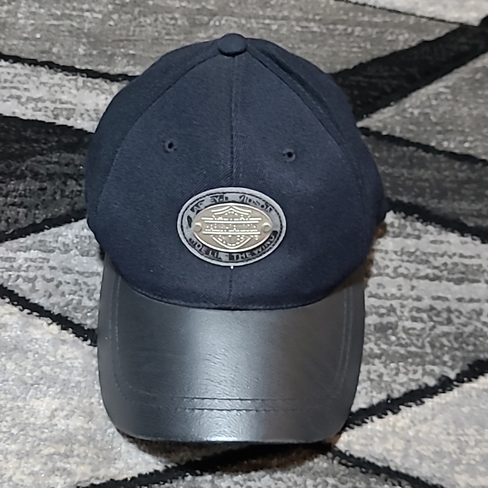 HARLEY DAVIDSON EMBROIDERED METAL BAR & SHIELD LEATHER LOGO HAT